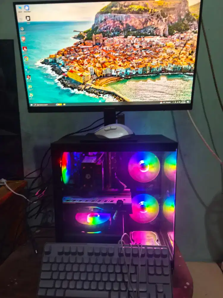Komputer siap game dan streaming