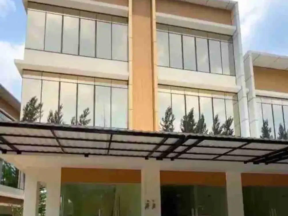 Ruko baru 2.5 lantai Cocok untuk berbagai jenis usaha seperti restoran, tempat kuliner show room atau pun perkantoran  dekat Aeon Mall Deltamas Cikarang