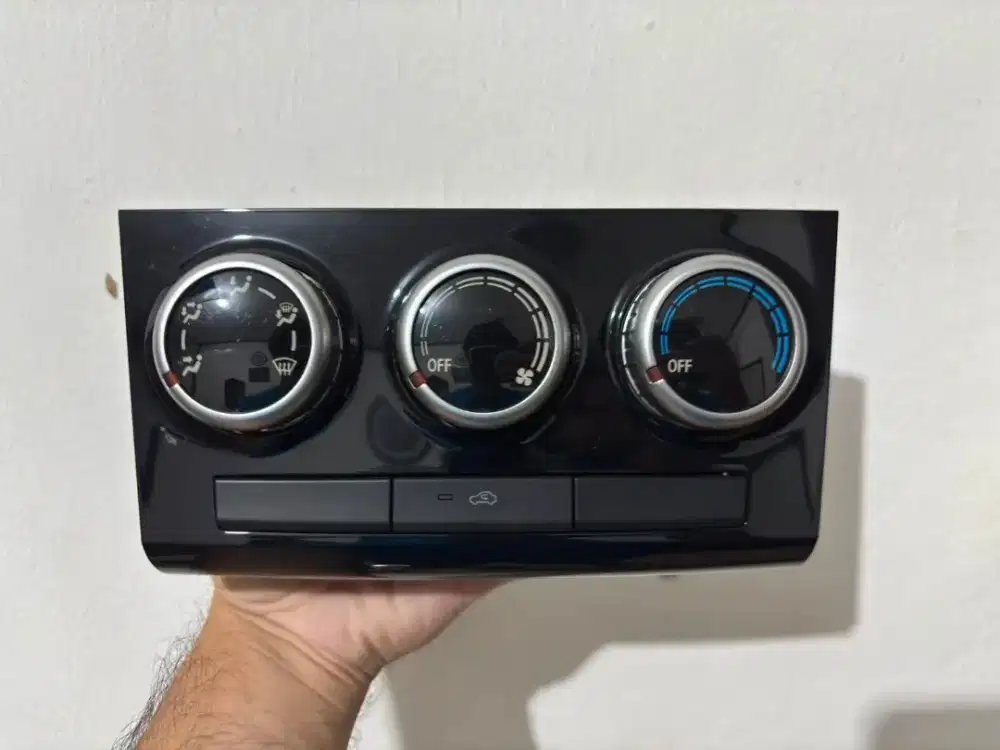 Panel AC Analog Xpander/New Livina Original