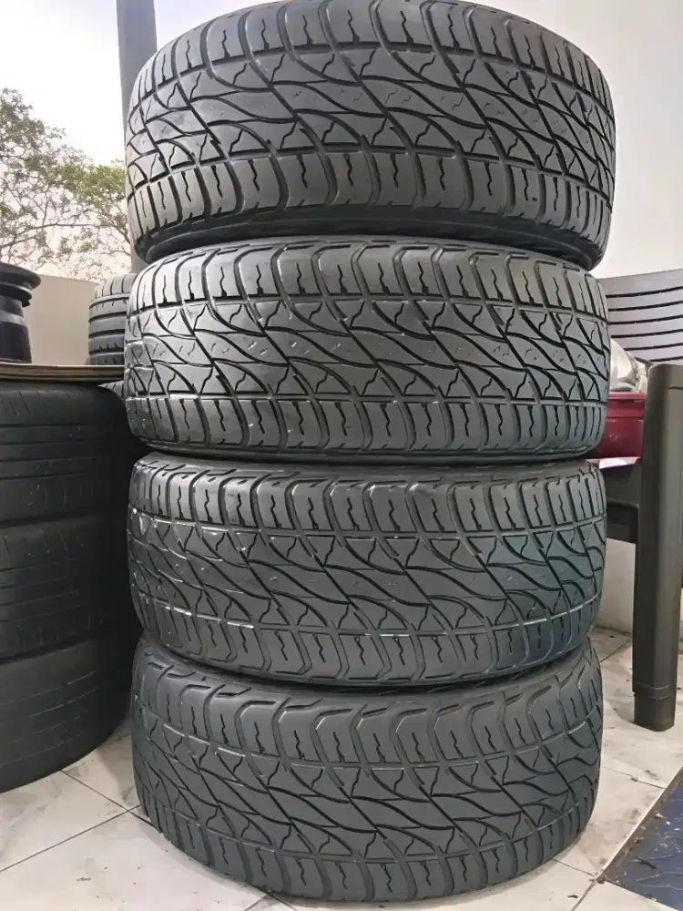 265/60 R18 Accelera Omikron A/T ex Fortuner