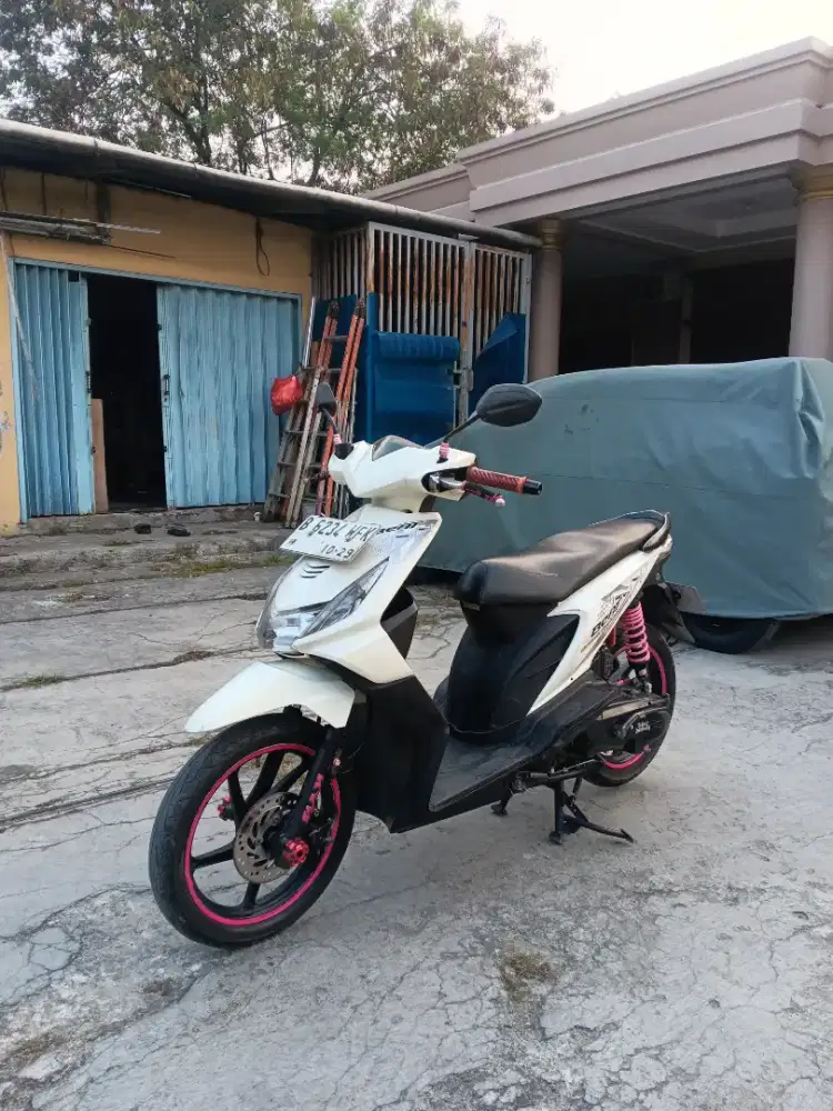 HONDA BEAT KARBU 2011