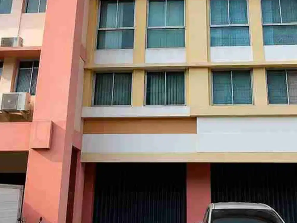 Dijual Ruko 4 Lantai di Mega Grosir Cempaka Mas, Jakarta Pusat