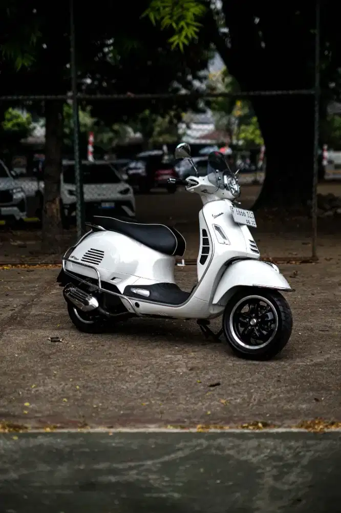 JUAL PIAGGIO VESPA GTS 150 IGET ABS 4V FACELIFT 2020 MURAH BISA KREDIT
