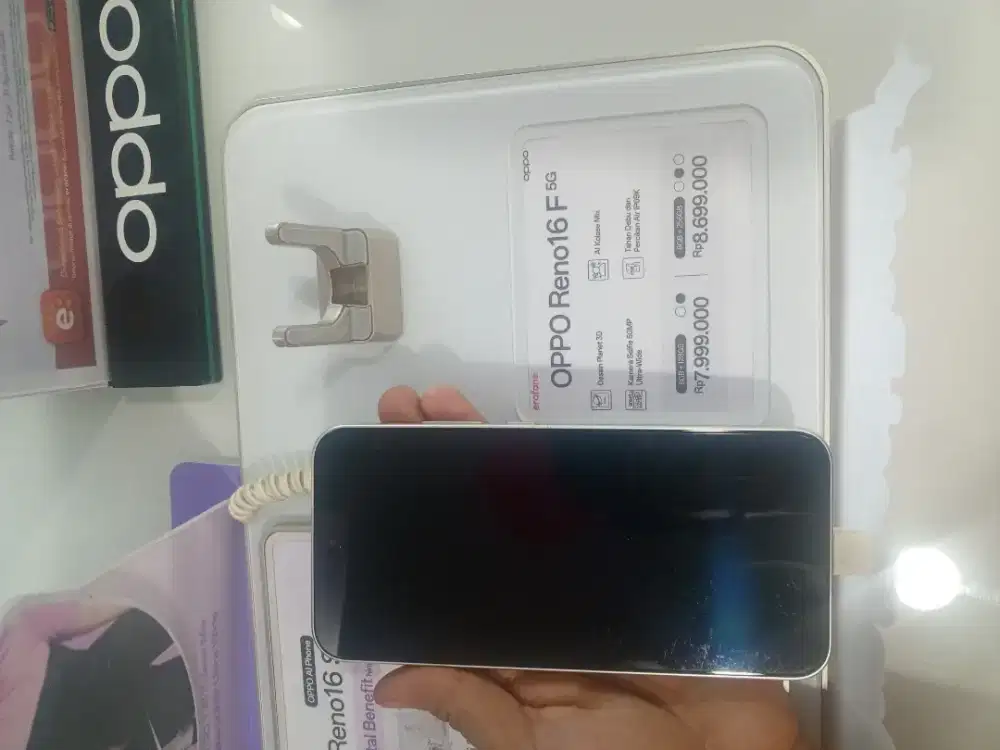 OPPO RENO 16 F 5G