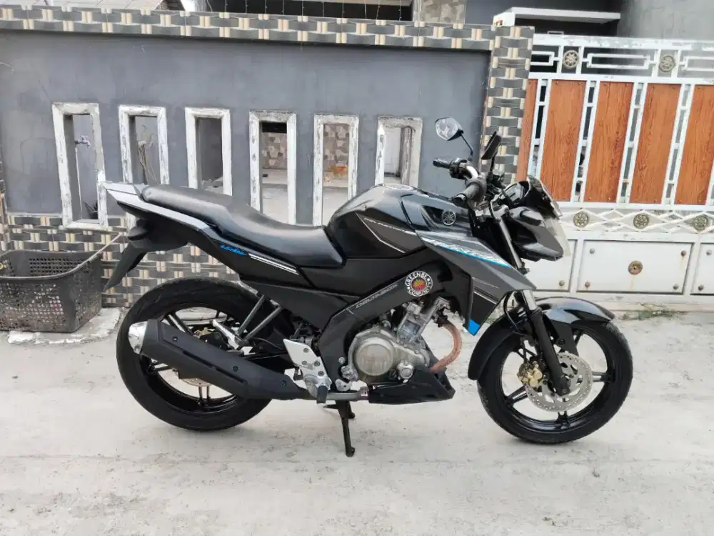 Yamaha Vixion new tahun 2016 di Tangerang, cadas