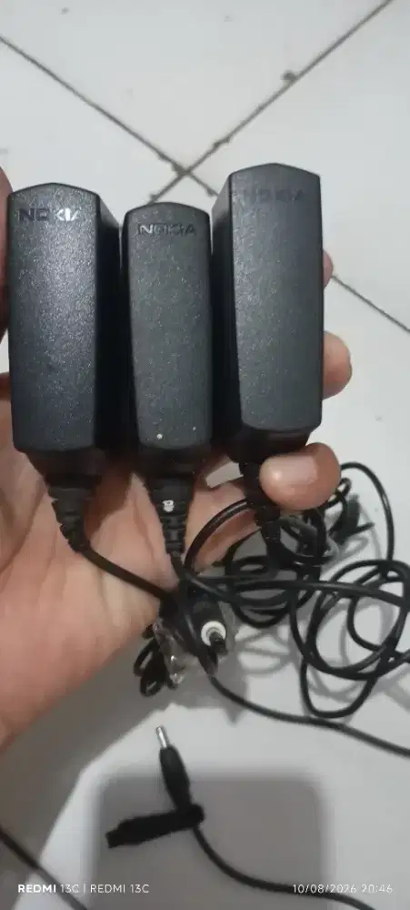 Dijual charger Nokia colokan besar normal fungsi minat pm