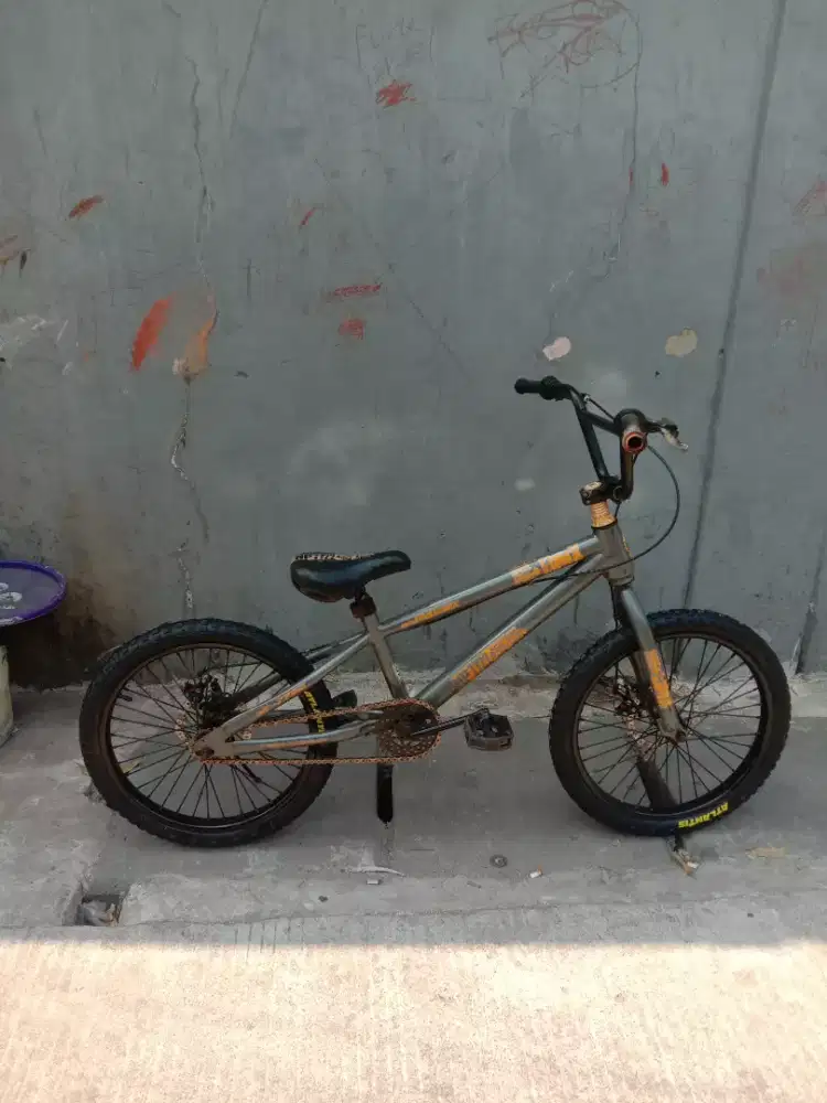 Jual sepeda BMX merk PHENIX UK 20