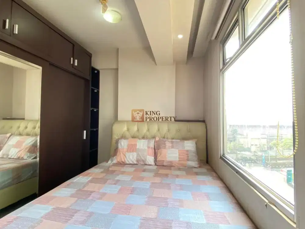 Rare 2BR Green Bay Pluit 38m² – Modern Classic Warm Wood, Hadap Utara & Dekat Baywalk Mall