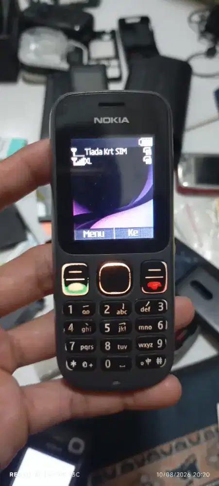 Dijual Hp Nokia 101 normal fungsi sinyal Axis XL minat pm