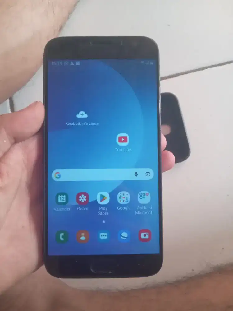 Samsung j7 pro 3/32
