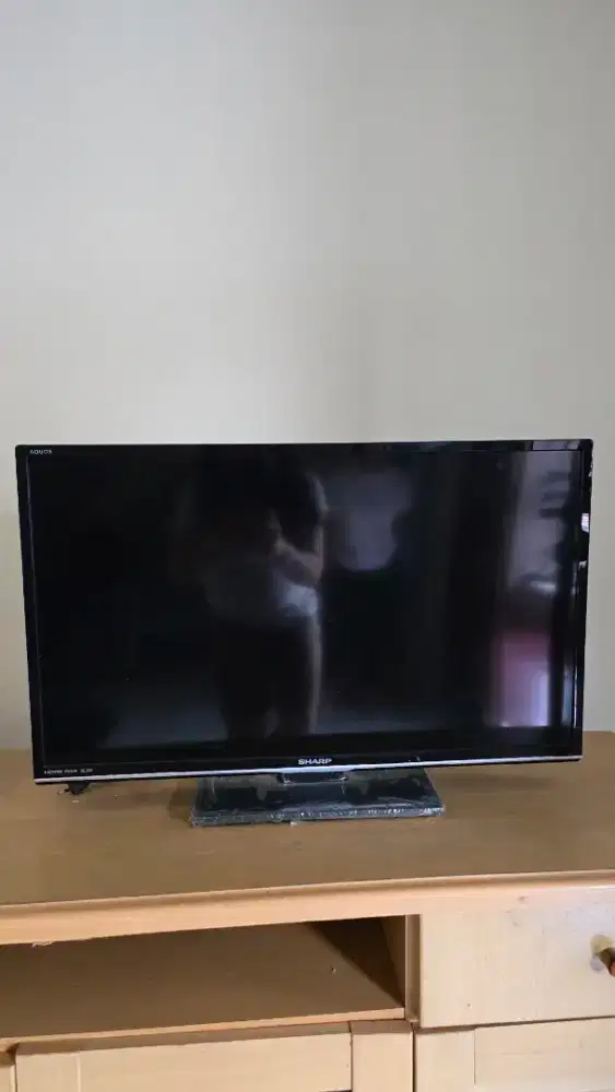 TV Sharp LCD 29 Inch