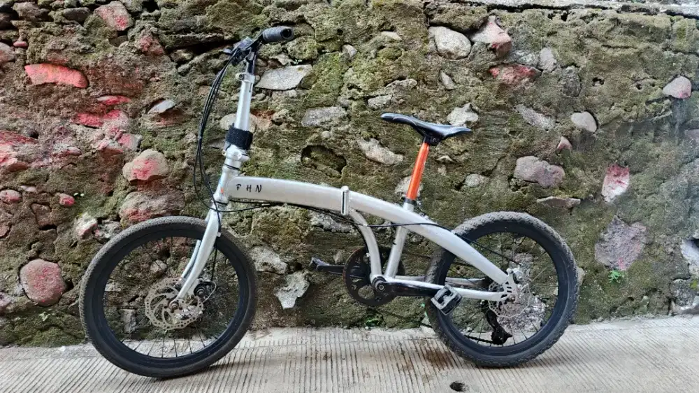 sepeda lipat bekas