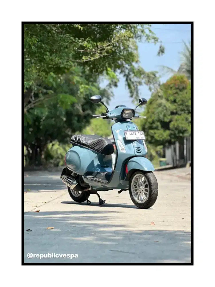 DIJUAL PIAGGIO VESPA SPRINT 150 IGET TH 2017 PERCECT CONDITION