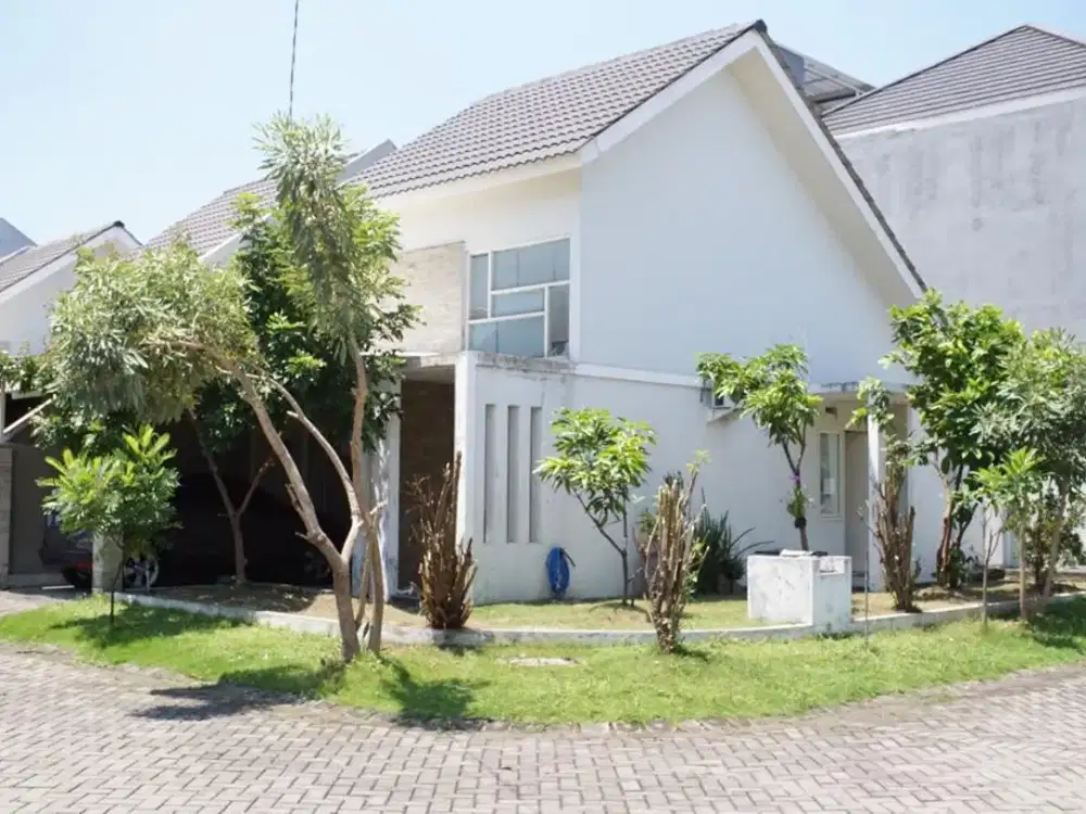 JUAL CEPAT! Rumah Puri Surya Jaya, Cluster Valencia Garden - HOOK, Furnished