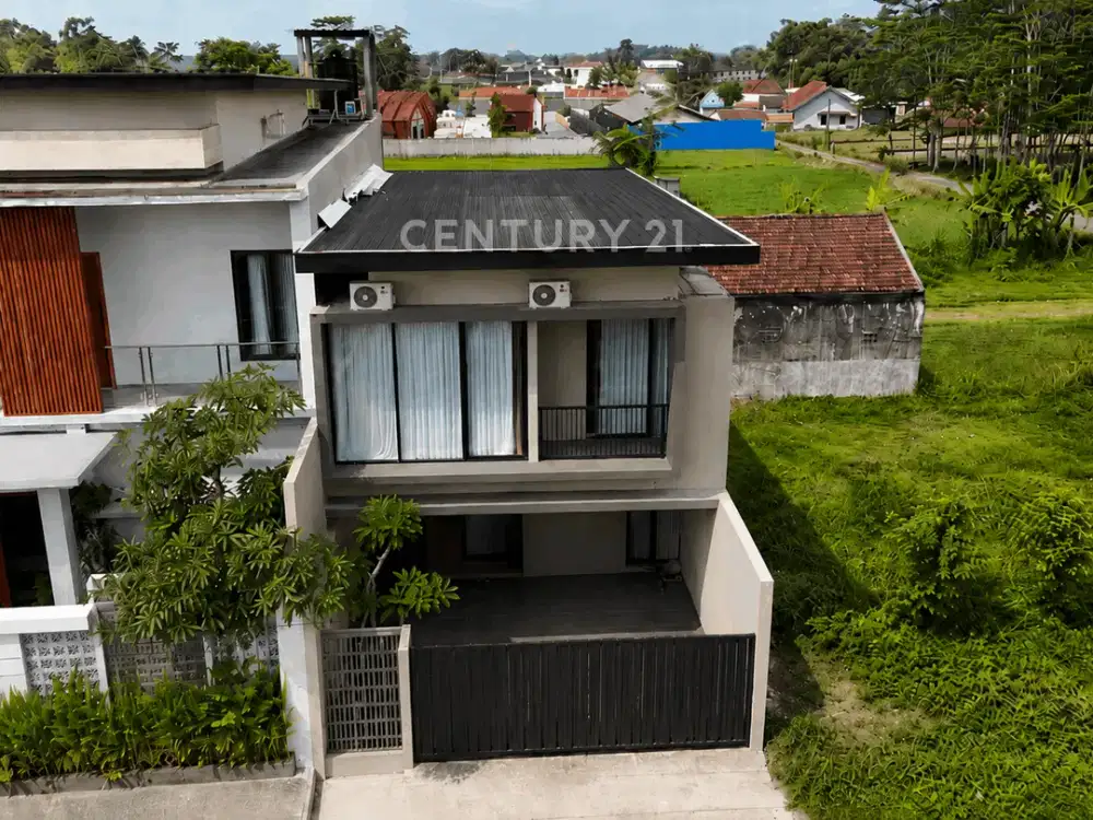 Rumah Full Furnish Area Palagan Siap Huni Dekat SCH