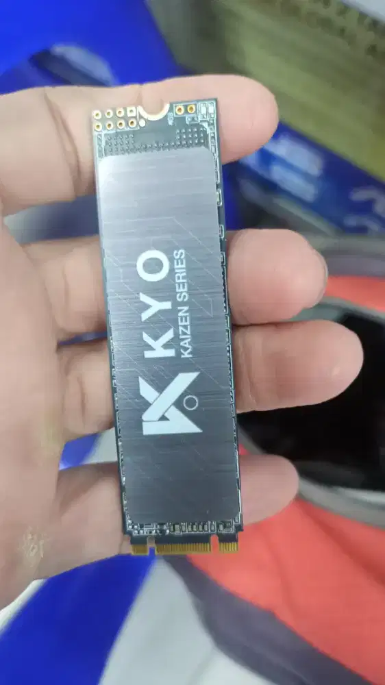 Memory PC DDR3L 4GB dan SSD MSATA 512GB