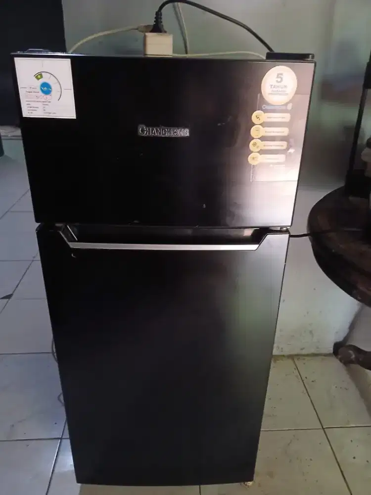 Kulkas 2 pintu Changhong