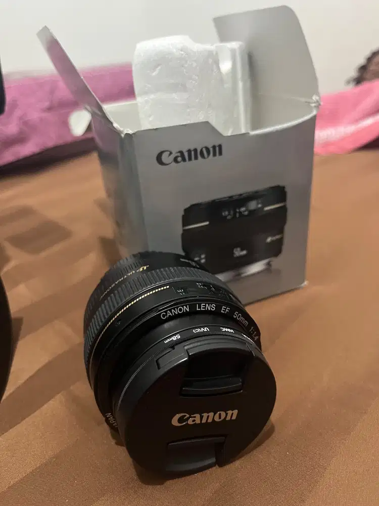Canon EF 50mm F/1.4 USM