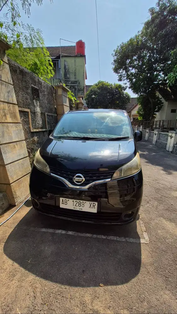 Nissan evalia type XV Istimewa