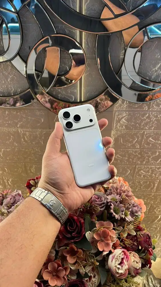 Iphone 17 Pro 256gb iBox Garansi on Juni 2027