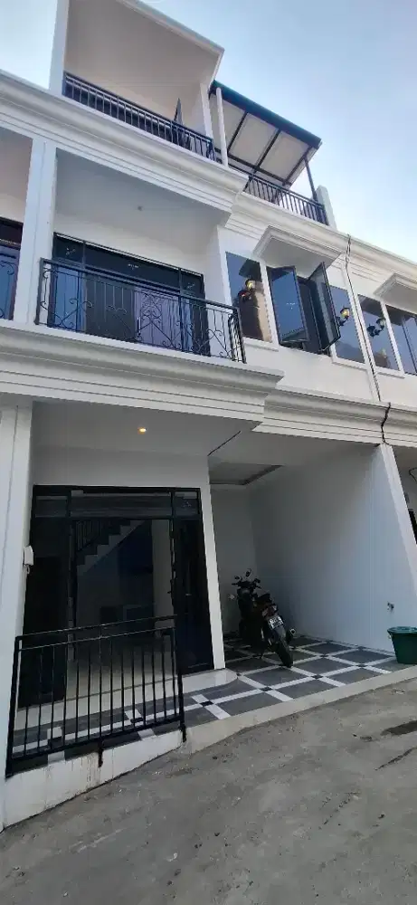 Di sewakan rumah