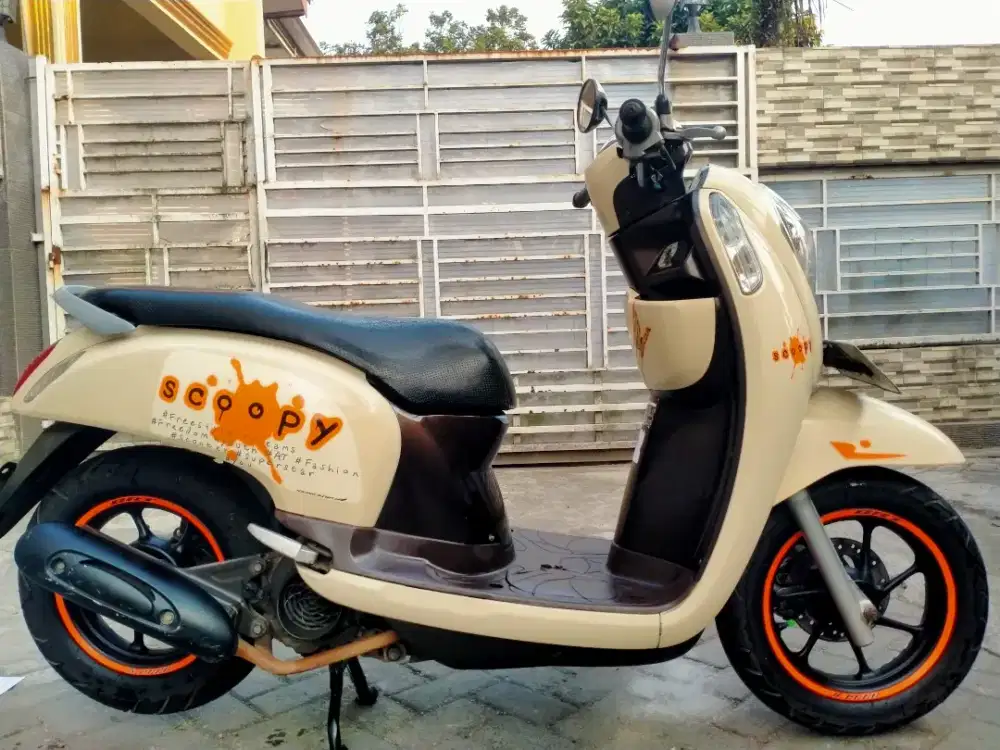 Honda Scoopy injeksi lengkap motor sehat keterangan detail dibawah