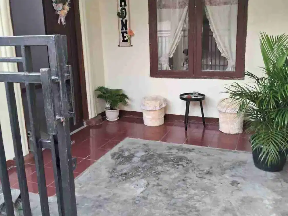DIJUAL RUMAH FULL RENOVASI  TAMAN WALET TANGERANG
