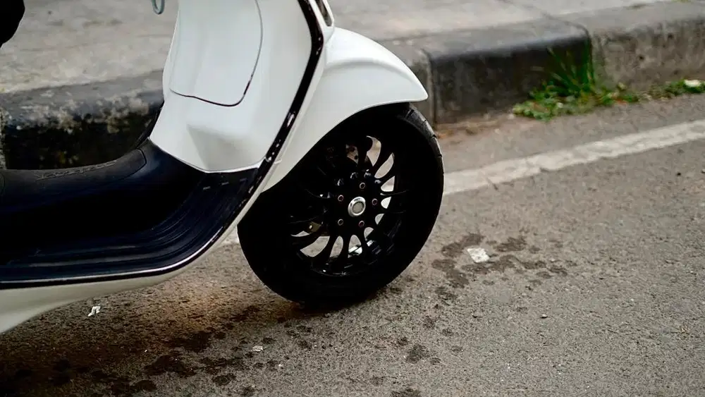 vespa sprint 3v 2015 murah