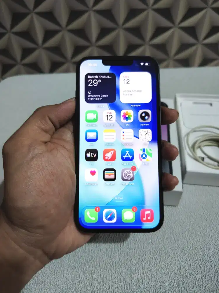 Iphone 14 128GB Midnight bh.99 ex.Blibli
