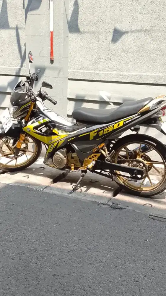 Suzuki satria Th 2015