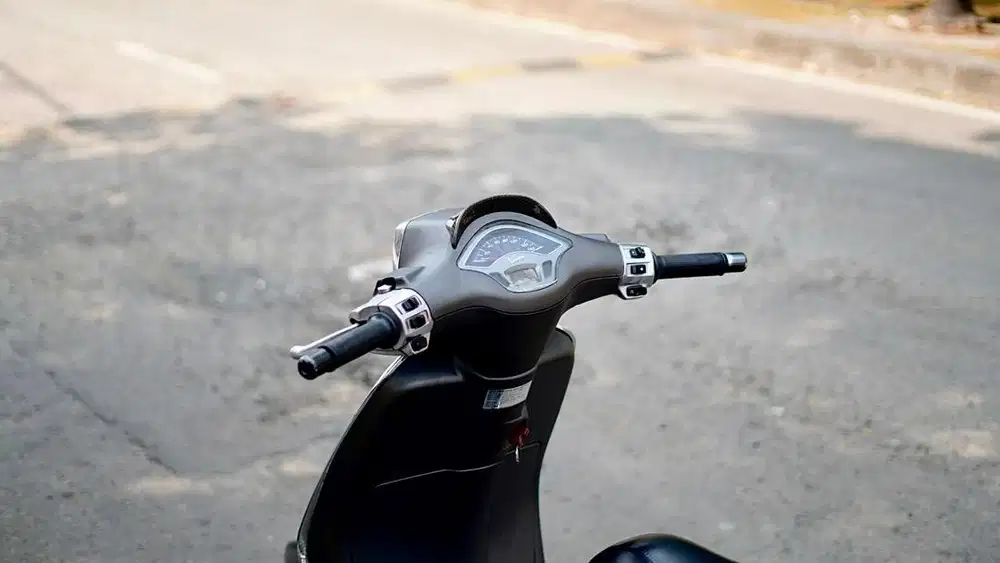 vespa sprint 3v 2015 murah