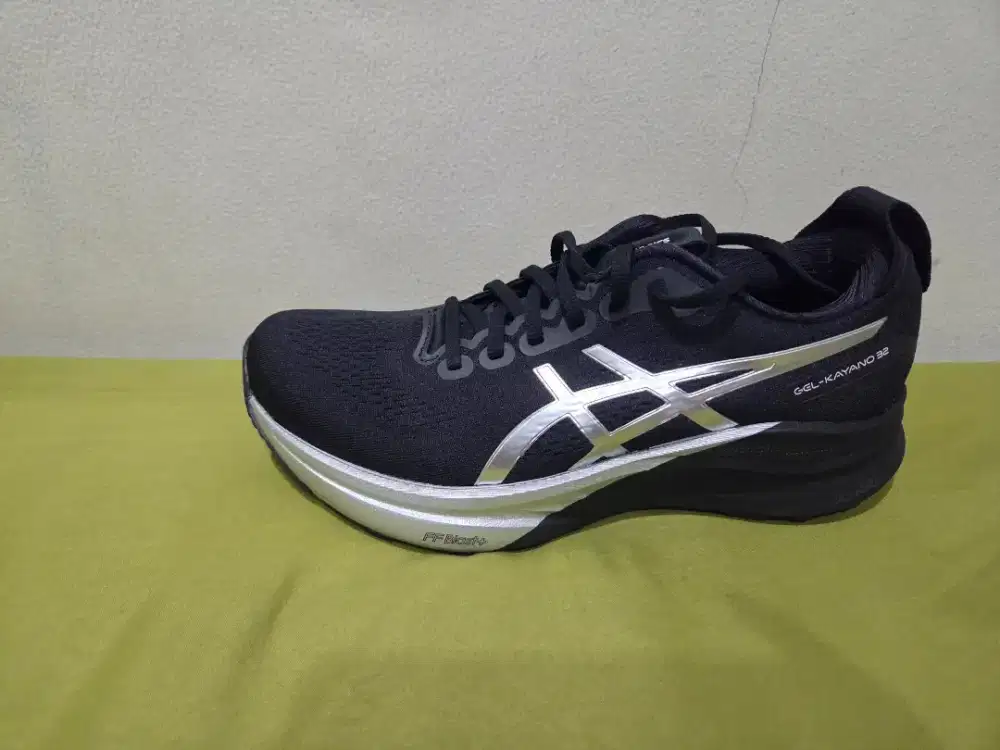 Sepatu ASICS GEL-KAYANO 32 Platinum