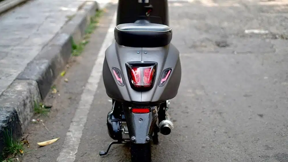 vespa sprint 3v 2015 murah