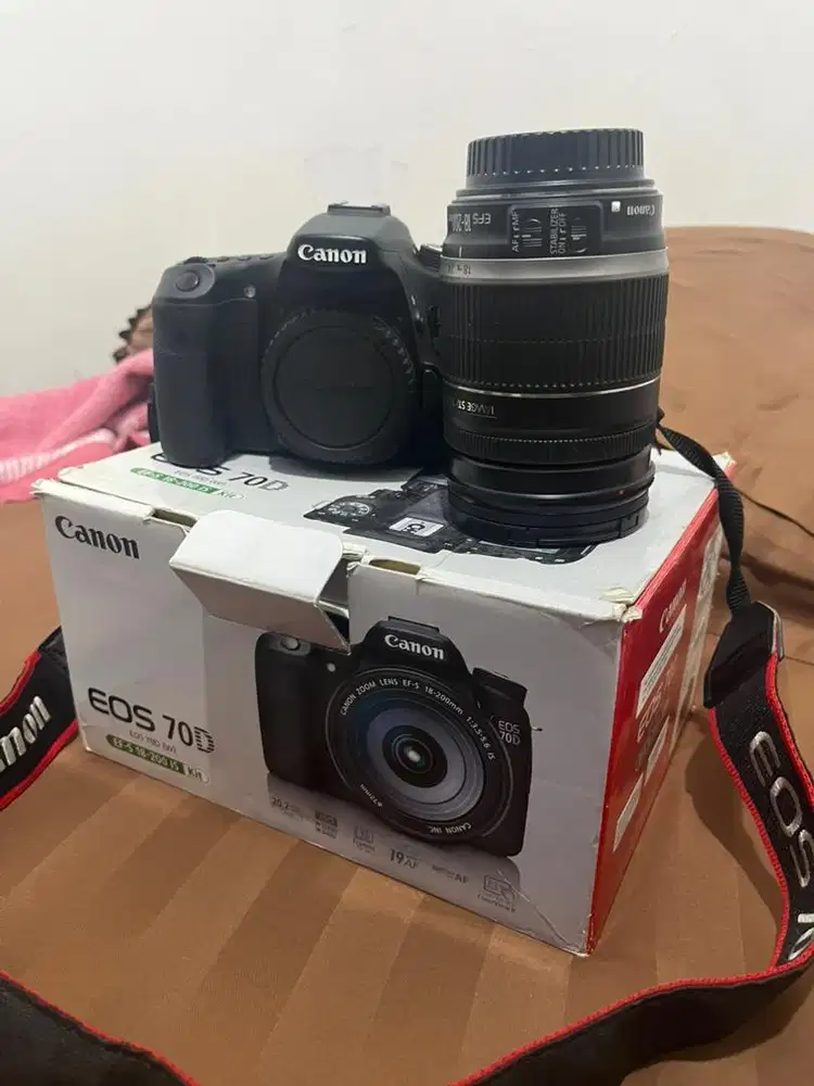 Canon EOS 70D kit EF-S 18-135mm STM