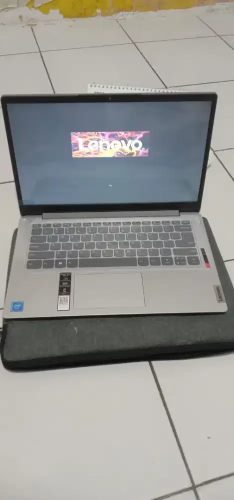 Laptop Lenovo Ideapad slim 1 N4020 8gb 512gb