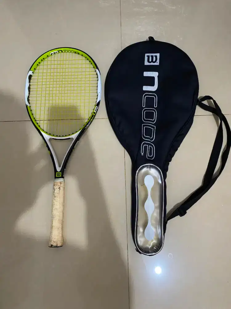 Raket tenis willson auttentik