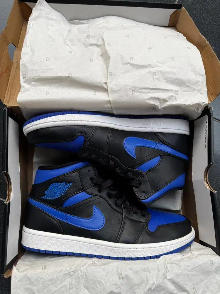 Air jordan 1 mid royal blue