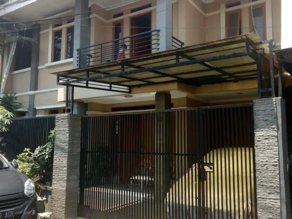 Dijual Rumah Siap Huni Cijagra Buah Batu Bandung 2 Lantai 4 KT