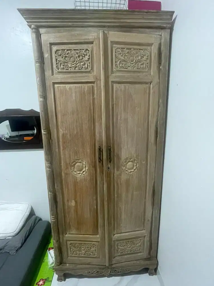 Lemari Pakaian 2 Pintu Jati Asli