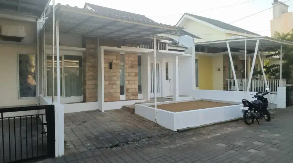 Rumah dijual siap huni banyumanik one gate sistem rasamala