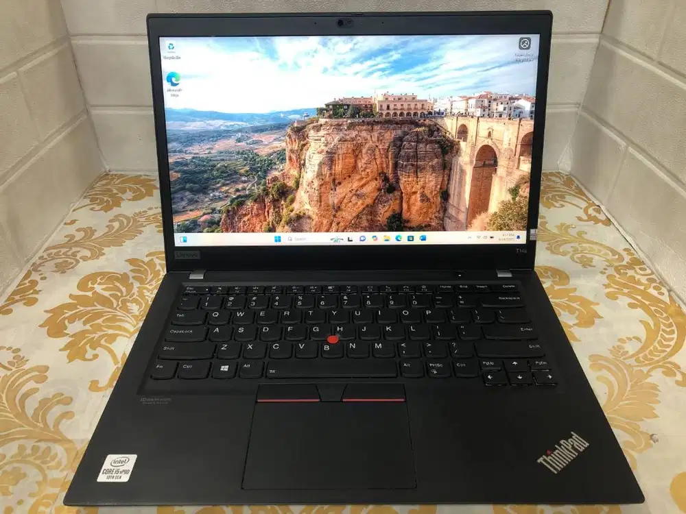 LAPTOP LENOVO THINKPAD T14 CORE I5 GEN10 RAM 16GB SSD 256GB SIAP PAKAI