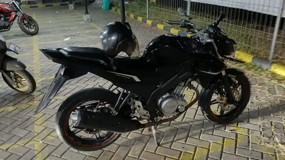 Vixion tahun 2015 masih jooss
