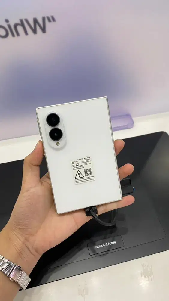 CICILAN SAMSUNG GALAXY ZFOLD