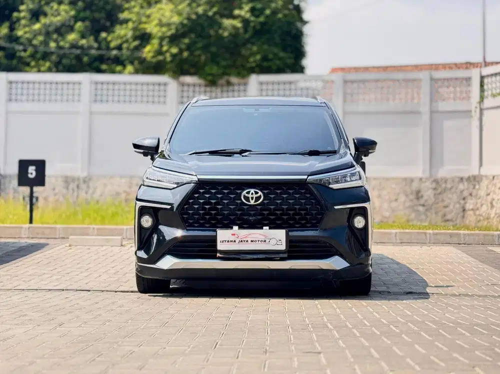 Toyota Veloz Q CVT AT th 2023 #istana jaya motor