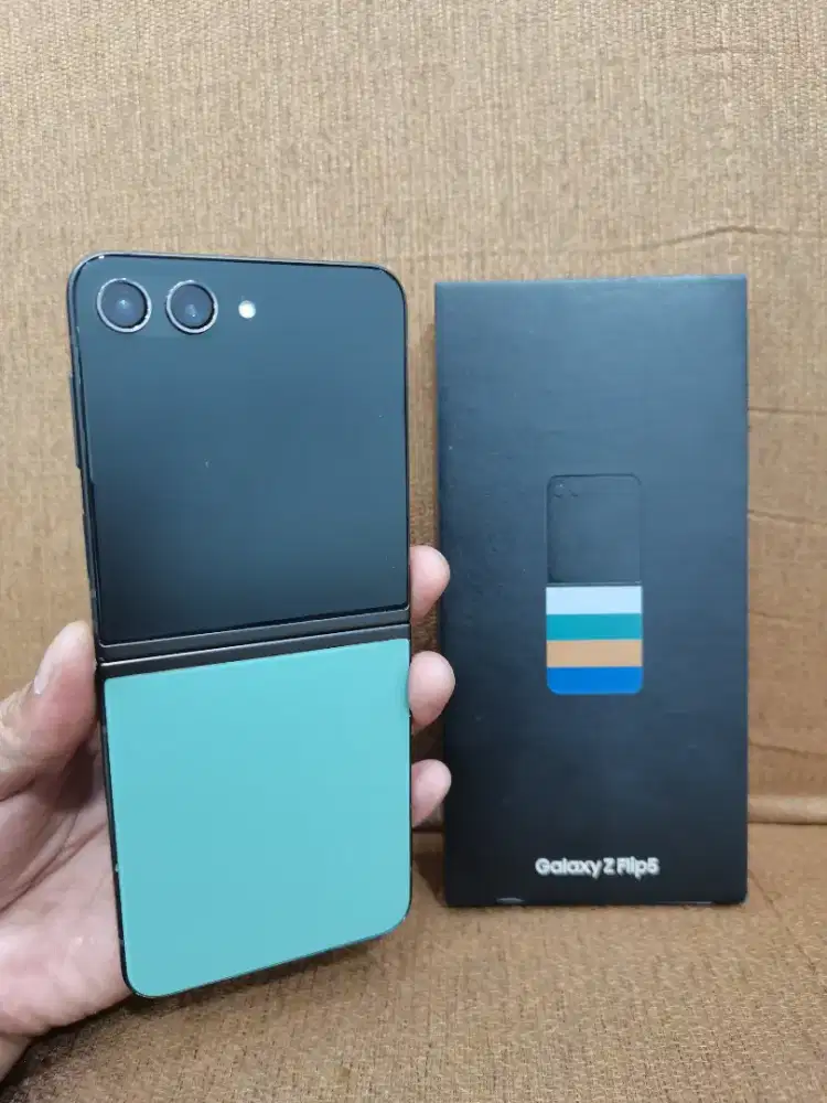 Galaxy Z Flip5 8/512 Sein