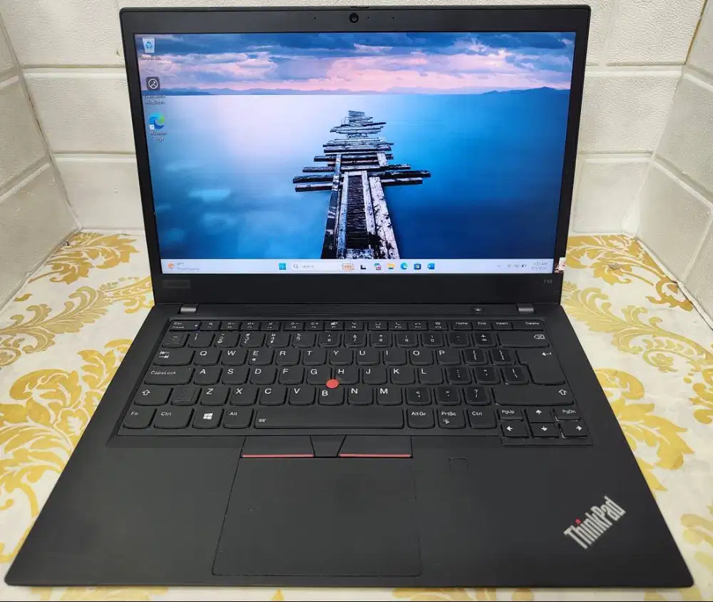 Laptop Lenovo Thinkpad T14 Core i7 Gen10 Ram 16gb SSD 256GB Mulus