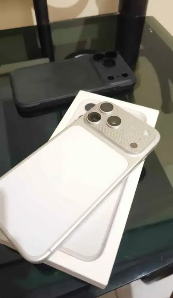 iphone 17 pro max ex ibox muluss sprti baru