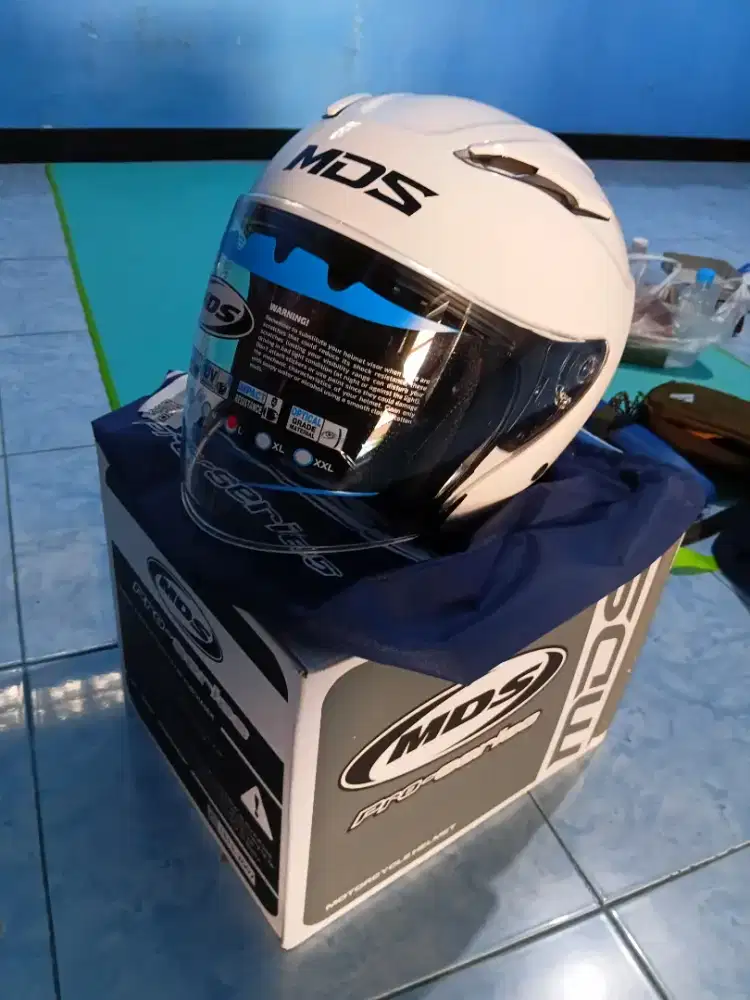 Helm Helem MDS Voltus L Putih