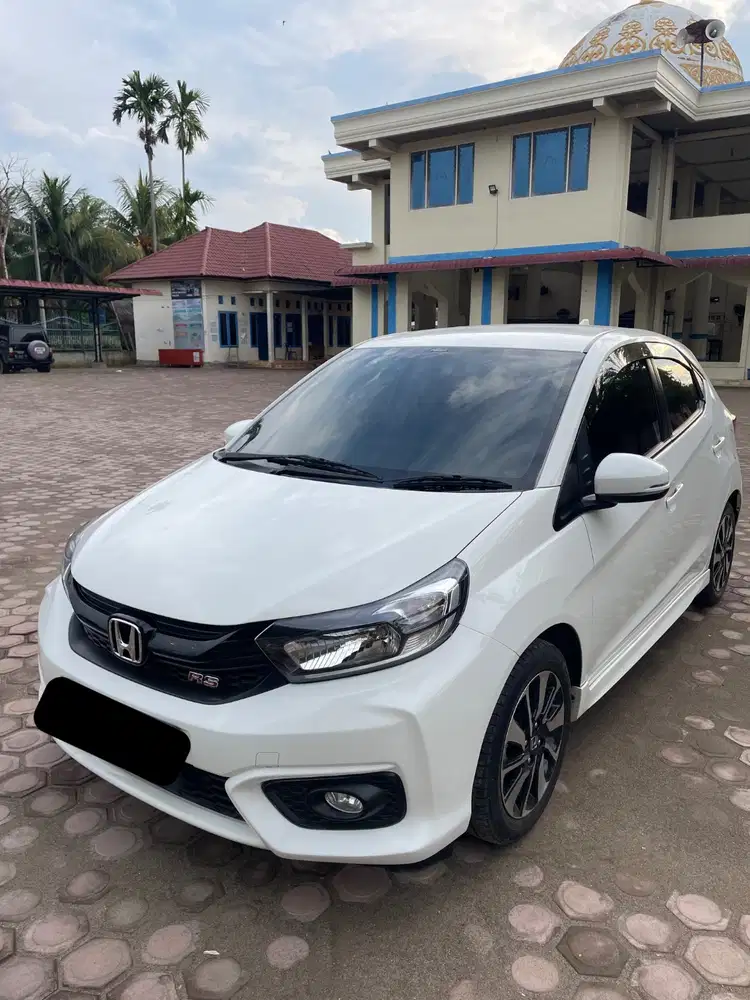 BRIO RS MATIC 2021 Warna Putih