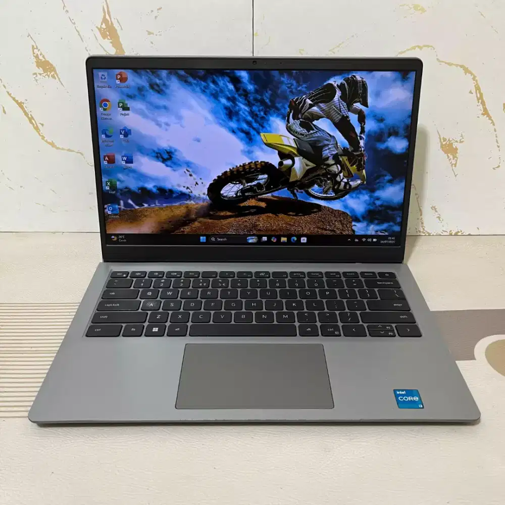 Laptop Dell Vostro 3430 (2023).